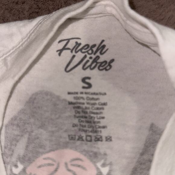 Fresh Vibes Stay Weird T-shirt Size Small - Picture 3 of 4